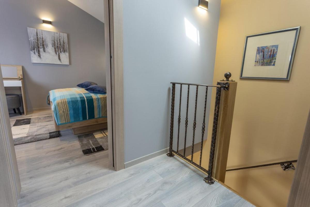 Villa Vita In Porec - Haus Fuer 6-8 Personen Kaštelir Exterior foto